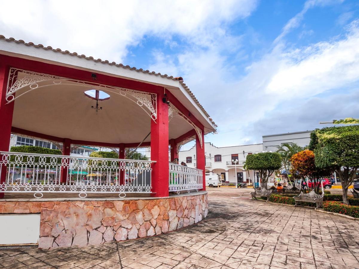 Hotel Las Brisas Катемако Екстериор снимка