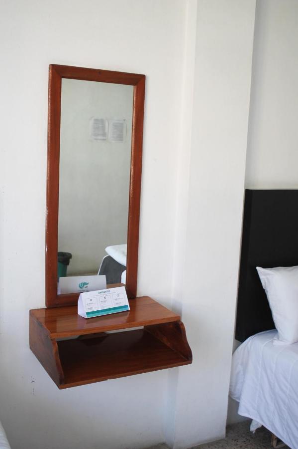 Hotel Las Brisas Катемако Екстериор снимка
